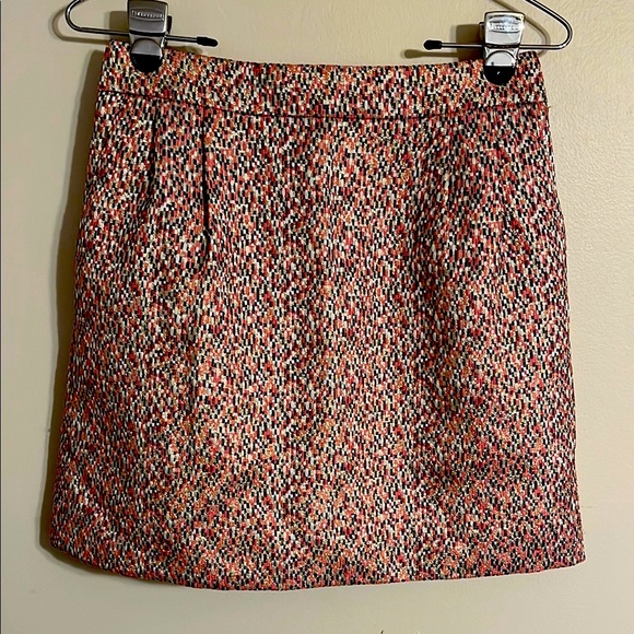 J. Crew Dresses & Skirts - J. Crew Pink Confetti Metallic Gold Tweed Mini Skirt with pockets lined Glinda